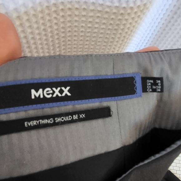 Mexx skirt and blazer with curved seam details, summer weight, charcoal, sz 4/6 - Picture 4 of 8